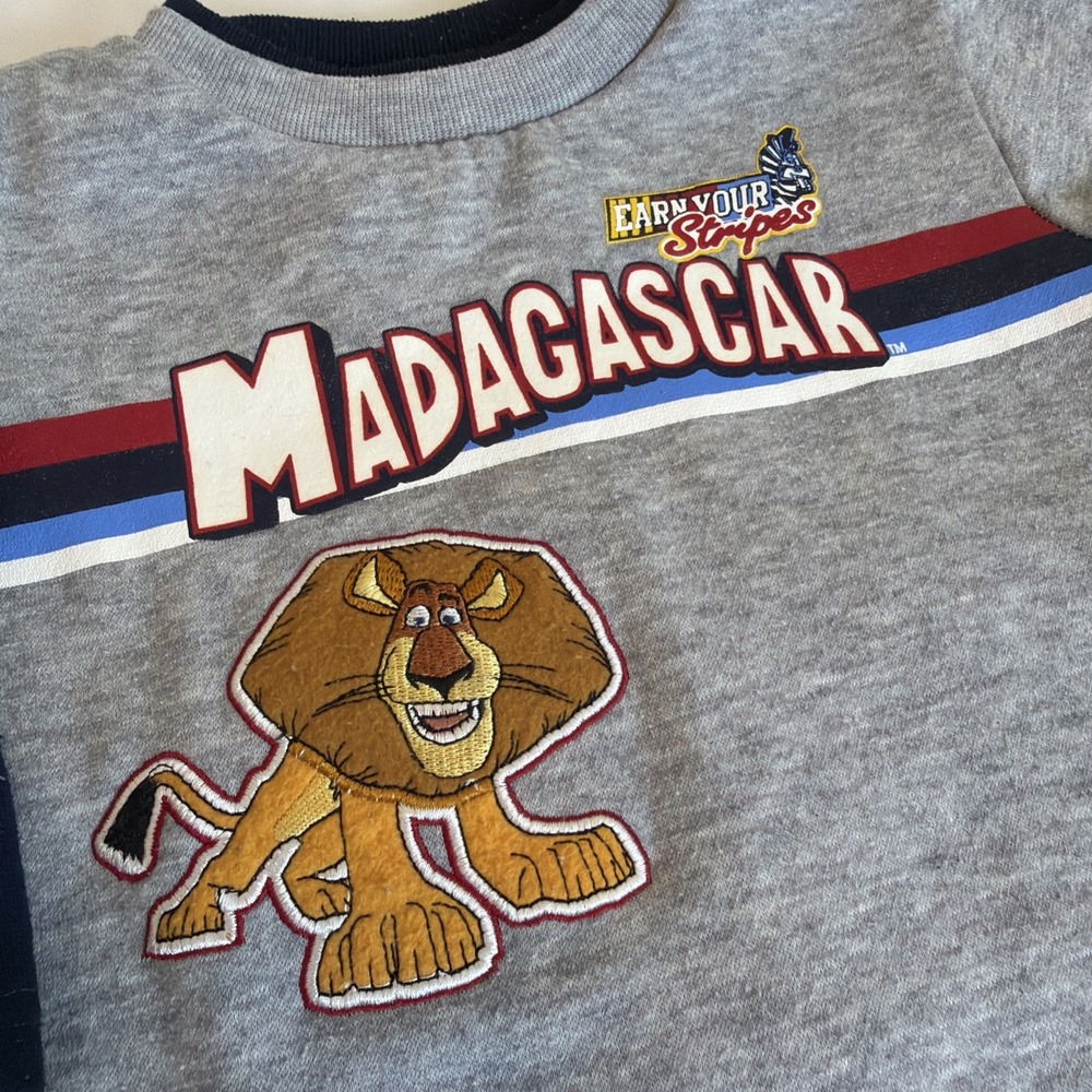 Vintage Madagascar Toddler Shirt Size 18 Months 2005 Dreamworks Rare - Picture 2 of 6